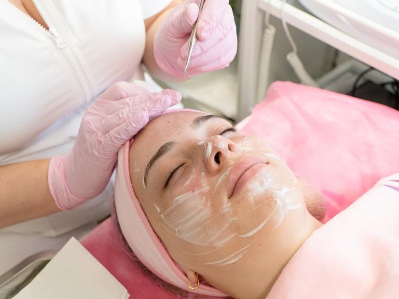 ✨ Limpeza de Pele: O Que É, Para Que Serve, Benefícios e Por Que Fazer Regularmente na Clínica Magrass